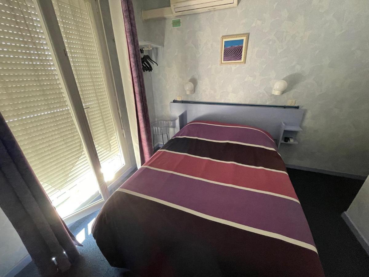 Bollène Hotel Du Lez מראה חיצוני תמונה